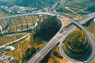 建水至個舊段高速公路正式通車，電動葫蘆破解吊運難題